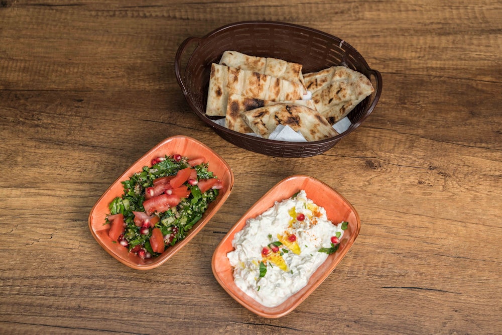 Grilled flatbread with tabbouleh and yogurt dip